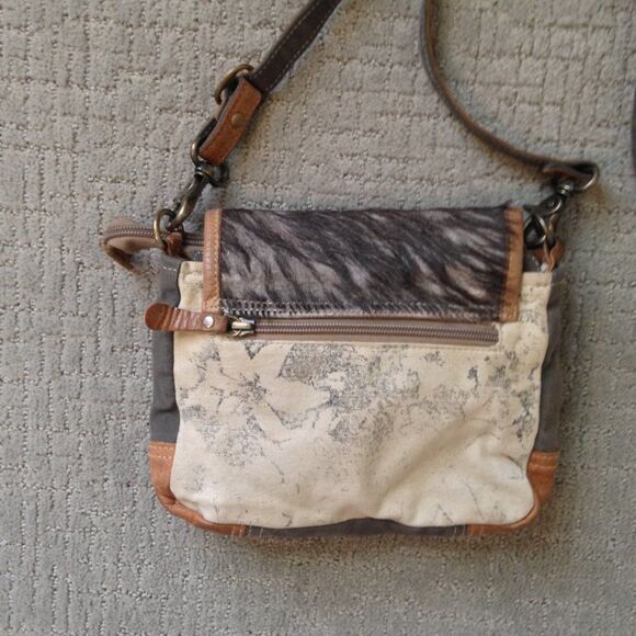 Nice Condition Myra Bag Genuine Cowhide on Flap - Picture 9 of 10